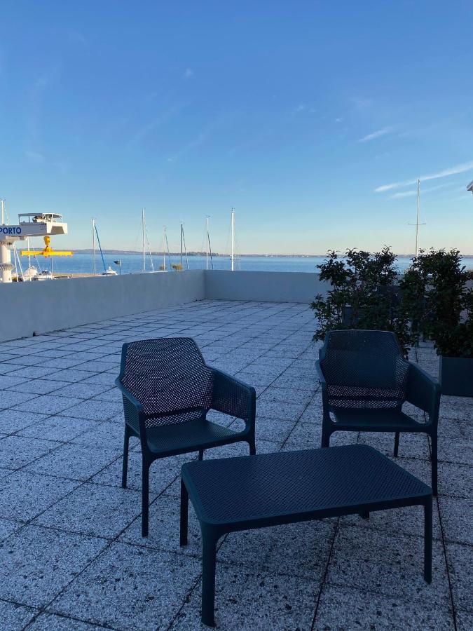 Albergo La Pescatrice モニーガ・デル・ガルダ エクステリア 写真