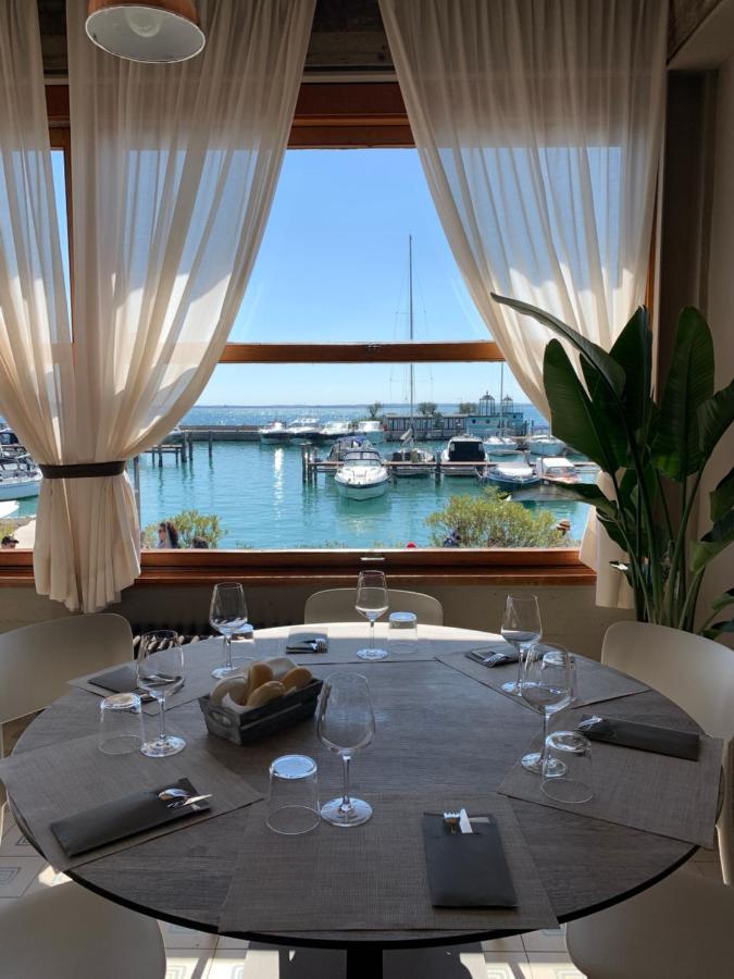 Albergo La Pescatrice モニーガ・デル・ガルダ エクステリア 写真